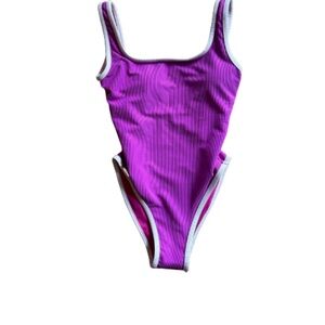 Lain Snow Ocean Isle One Piece